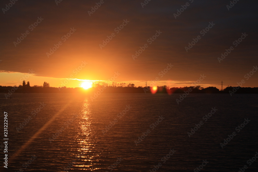 Naklejka premium Sunset