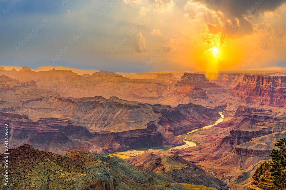 Sunrise at the Grand Canyon seen from Desert View Point
