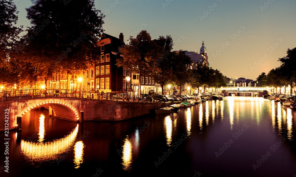 Keizersgracht canal in Amsterdam at sunset