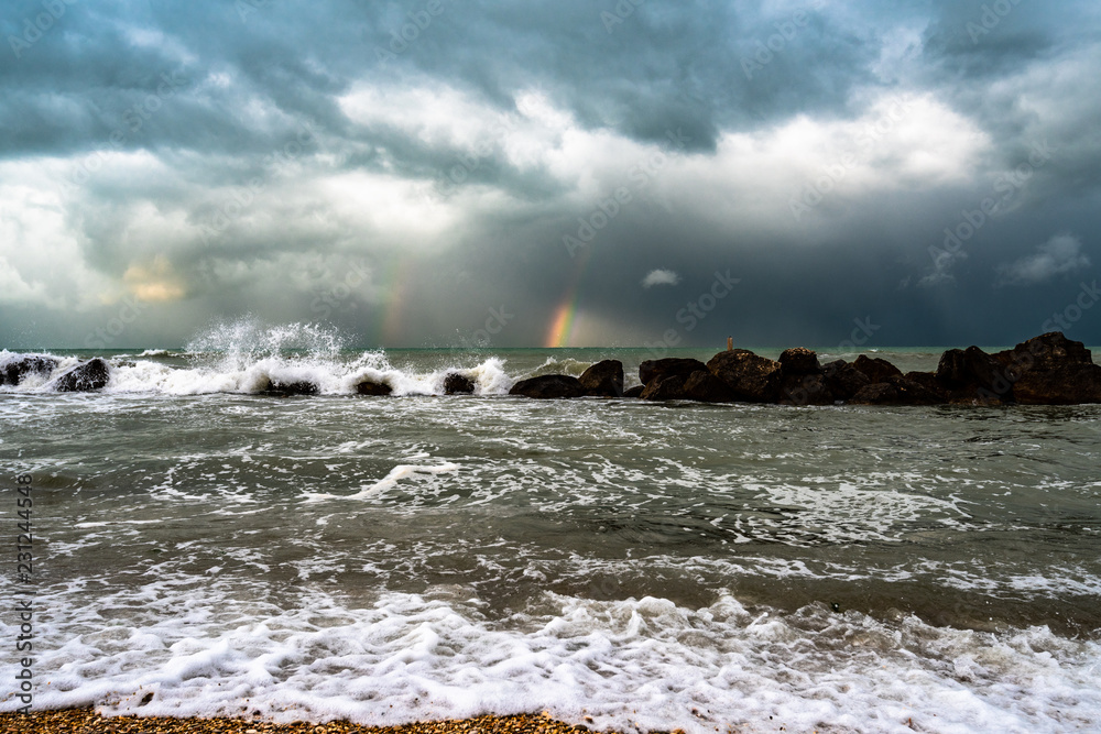 Obraz premium sea and black sky