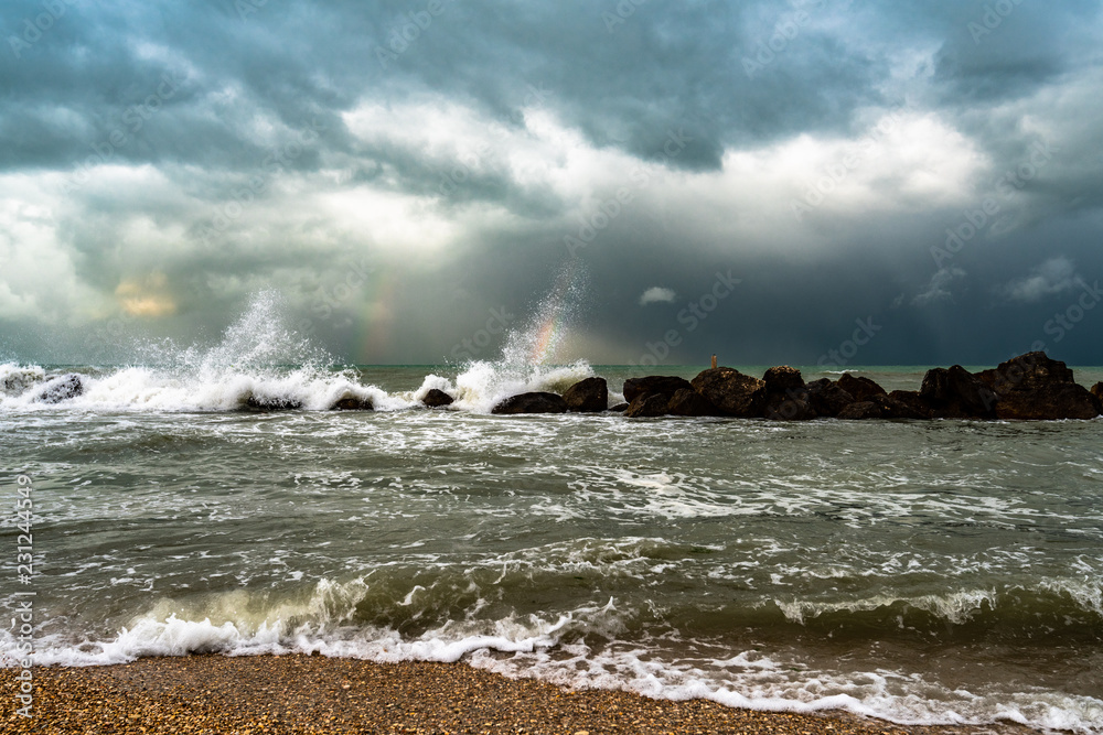 Fototapeta premium sea and black sky