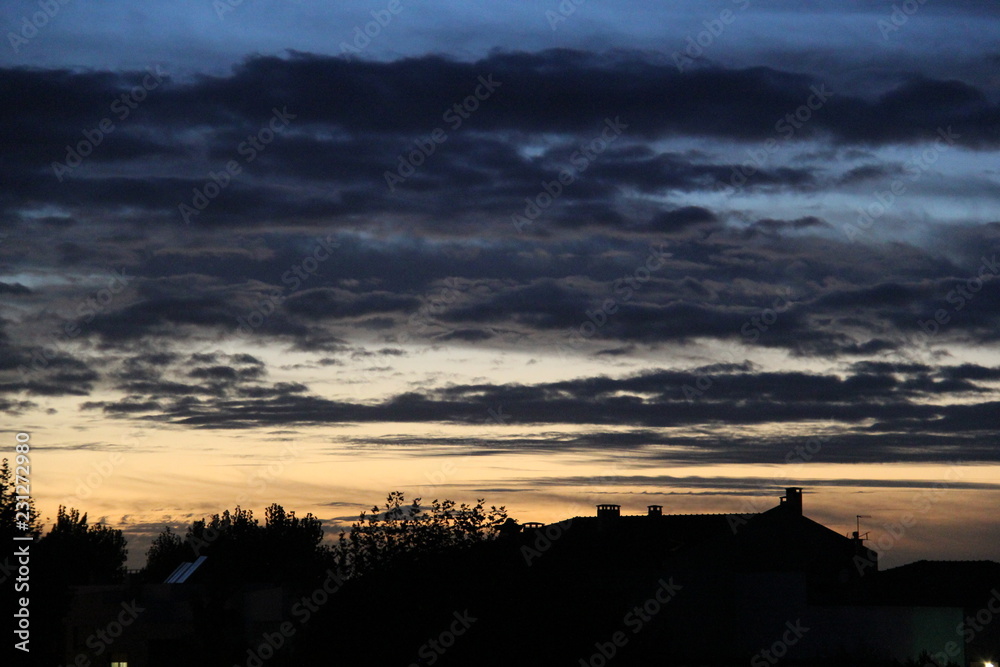Obraz premium late afternoon sky