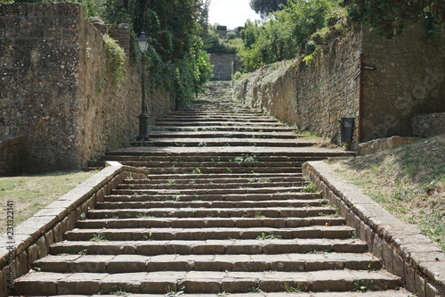 Fototapeta Naklejka Na Ścianę i Meble -  Treppe in Volterra