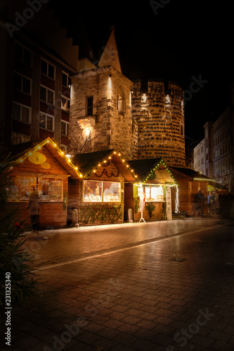 Sterntor in Bonn zur Weihnachtszeit