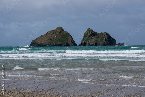 V shaped rocks looking out to sea