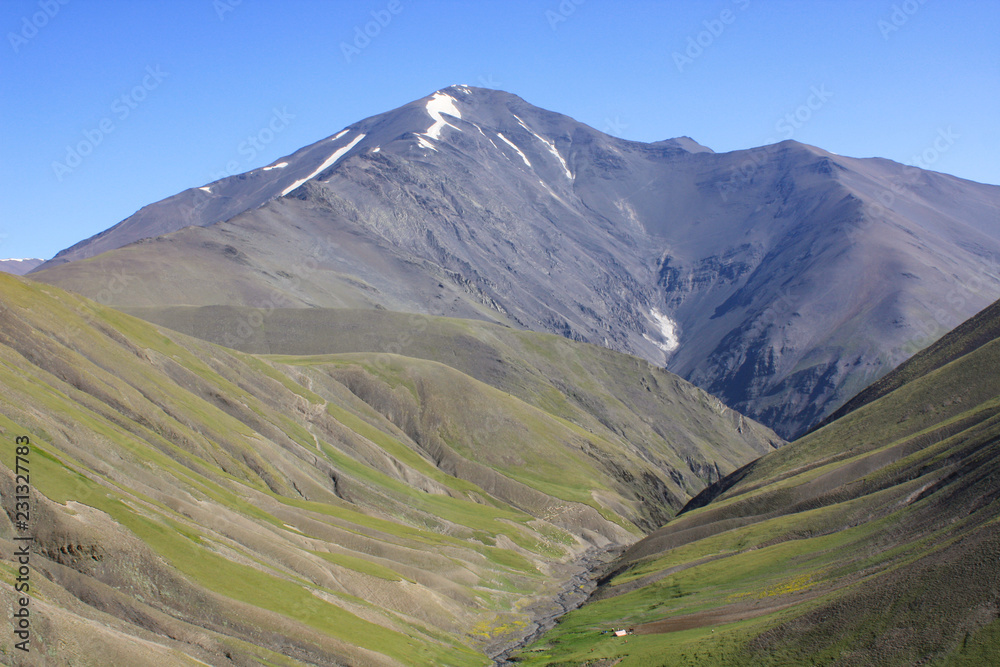 mountain tufan mountain tufan