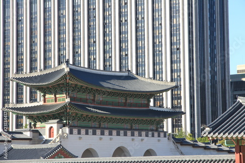 Photography Gwanghwamun Gate with Modern Skyline View of Seoul, South Korea