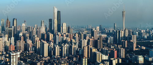Obraz na płótnie Guangzhou panorama, urban forest w salonie