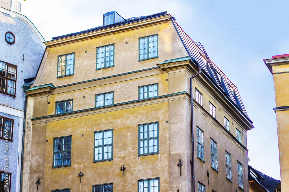 Fototapeta premium Stockholm - view of the house from the square Stortorget
