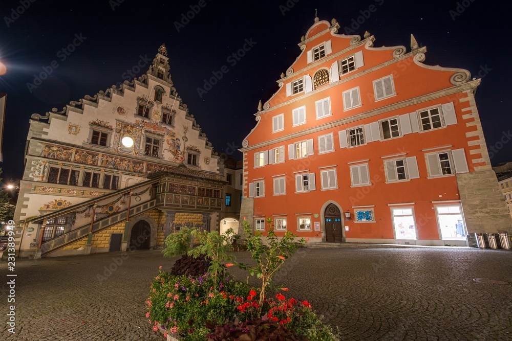 Obraz premium Historische Gebäude am Bodensee