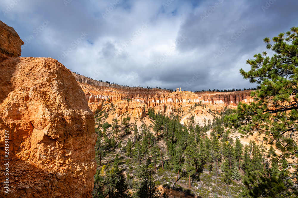 Bryce Canyon's Peek-a-boo Loop Trail