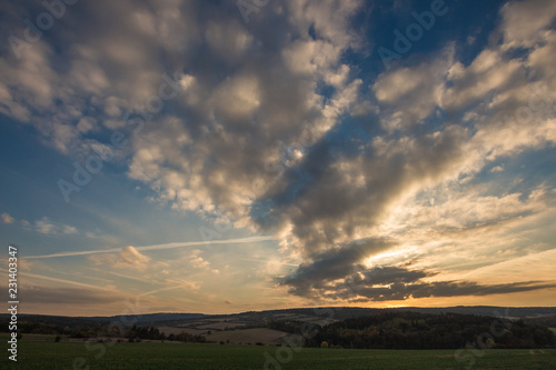 Sonnenuntergang im Herbst