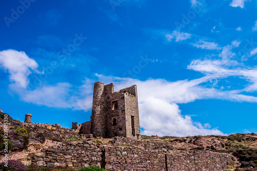 Stamps and wheel engine house ruins Wheal Coates mine on cliffs near St. Agnes,  Cornwall, UK photo