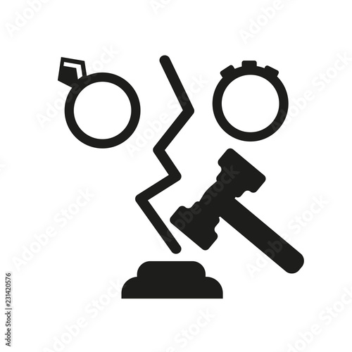 Divorce icon. Trendy Divorce logo concept on white background from law and justice collection