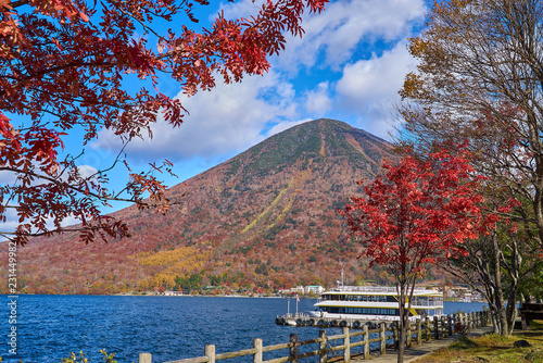 日光男体山と中禅寺湖03