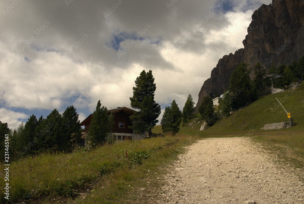 Wanderweg von Corvara-Kolfuschg Richtun Grödner-Joch Wanderweg von Corvara-Kolfuschg Richtun Grödner-Joch
