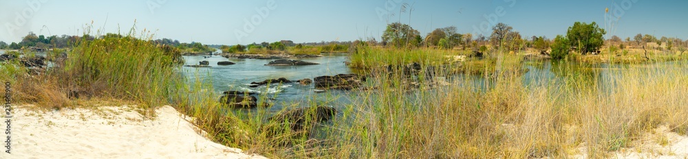 wilde Fluss Landschaft, Panorama, Cubango, Okavango, Namibia