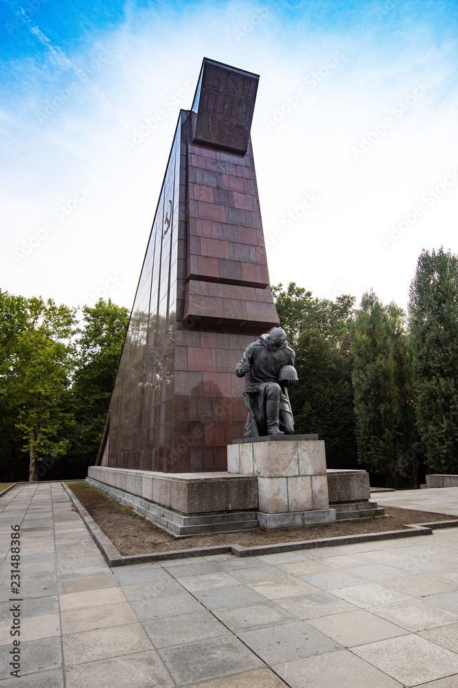 Berlin Treptow - Sowjetisches Ehrenmal 