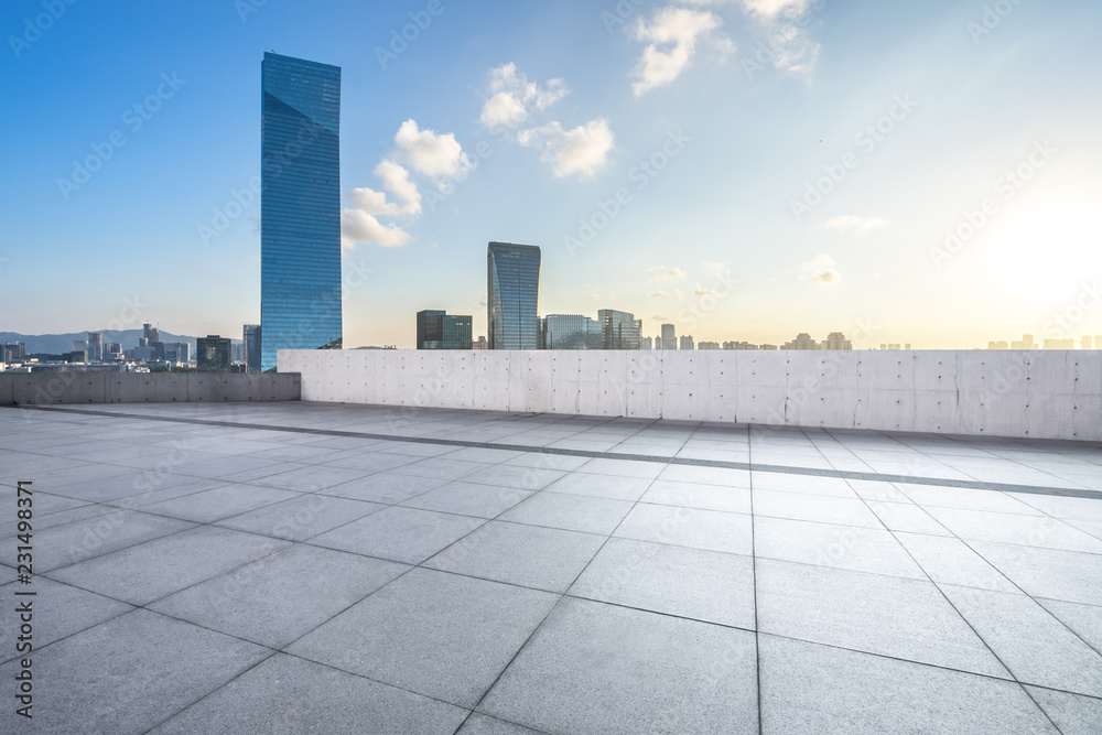 Fototapeta premium city skyline with empty square