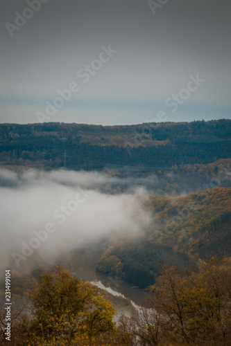 Eifellandschaft im Nebel