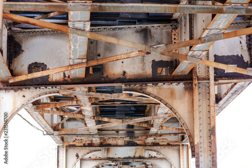 Tablou pe pânză Metal construction for elevated rail mass transit system in city of Chicago