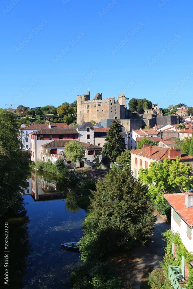 Château de Clisson,  castle, france, architecture, river, old, water, building, tower, ancient, medieval, history, fortress, reflection,  fortification, landscape, historic, fort
