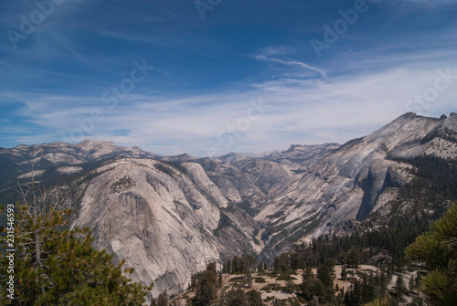 Yosemite National Park view © Koen
