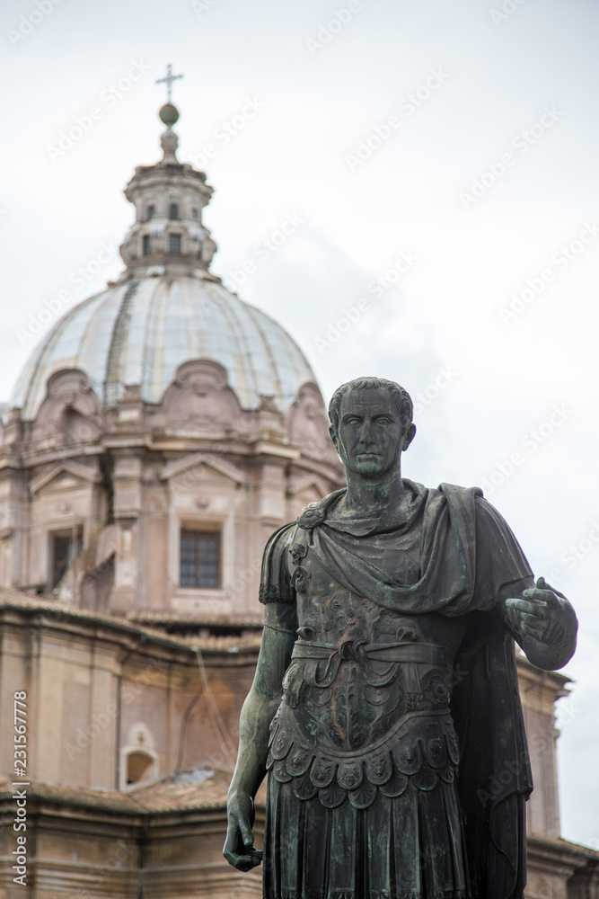 statue of ceasar in rome