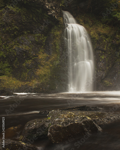 Wallpaper Mural peaceful waterfall Torontodigital.ca