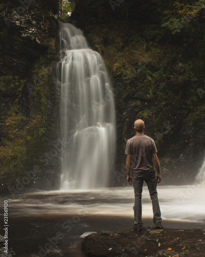 Wallpaper Mural checking out the waterfall Torontodigital.ca