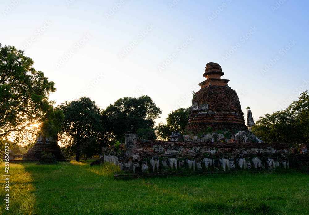 アユタヤ・世界遺産・お寺・ワット・仏像・仏教 アユタヤ・世界遺産・お寺・ワット・仏像・仏教