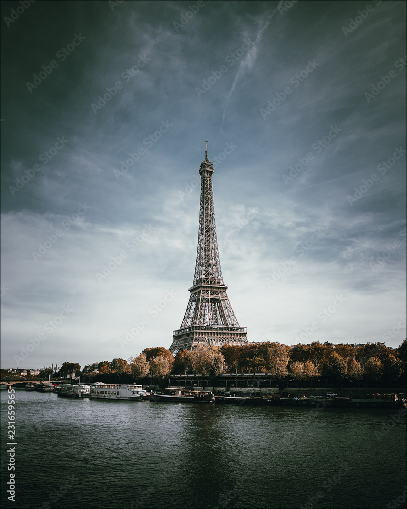 Fototapeta premium Tour effet, paris