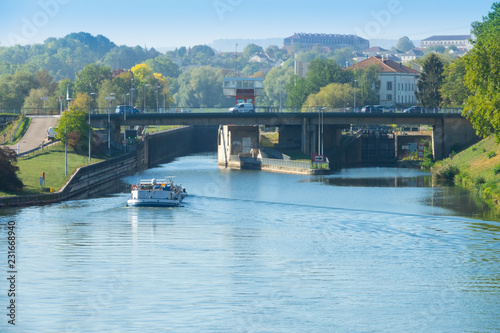 Fotografie Toul, balade le long de la moselle