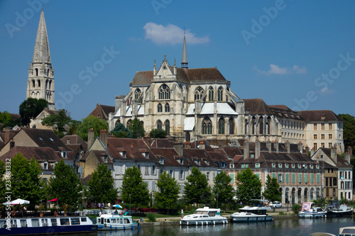 Auxerre, abbaye saint-germain, balade de le long de l'Yonne