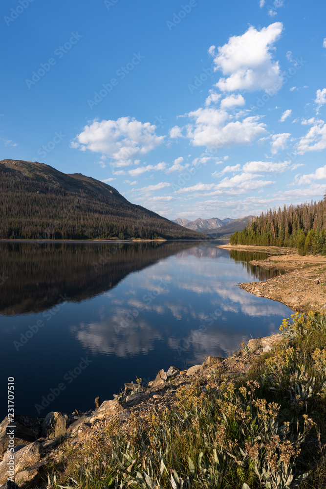 Fototapeta premium Long Draw Reservoir next to Rocky Mountain National Park in Northern Colorado. 