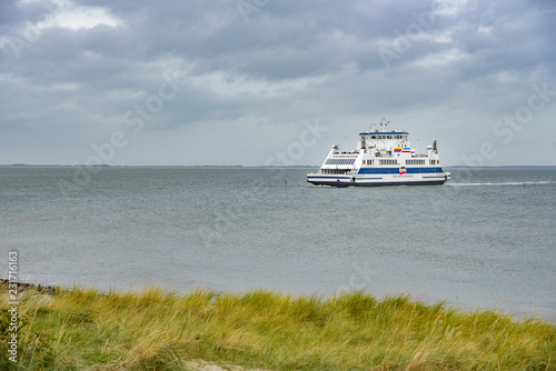 Autofähre vor der Insel Amrum photo
