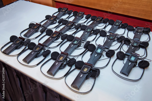 Quadro em tela headphones used for simultaneous translation equipment simultaneous interpretation equipment