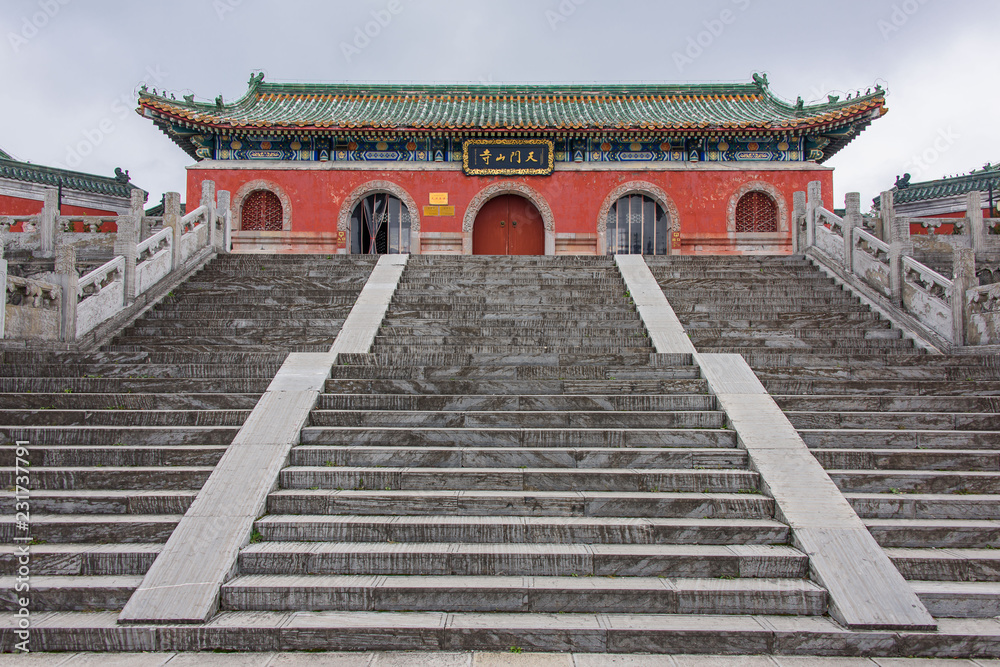 Tianmenshan Temple