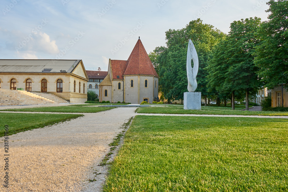 Fototapeta premium Chapelle des Templiers (The Templars Chapel) And Arsenal Building At Metz France
