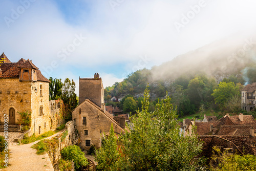 Saint Cirq Lapopie, Occitanie en France © FredP