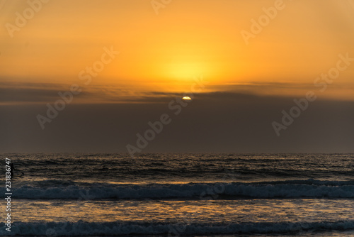 Idyllischer Sonnenuntergang am Meer © Yogi