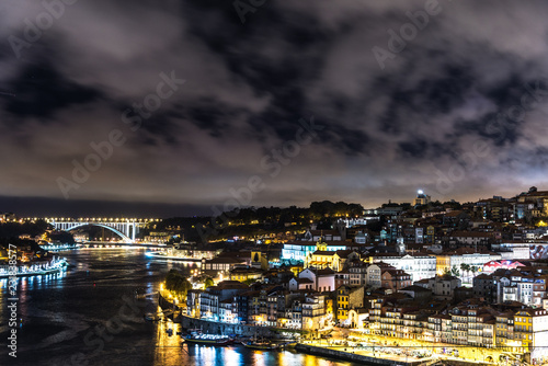 Porto Panorama bei Nacht - Stadtpanorama bei Nacht
