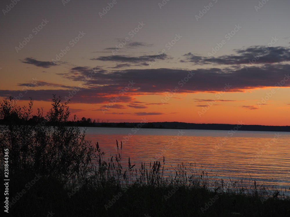 Obraz premium Sunset. On the big river. Summer. Russia, Ural, Perm region