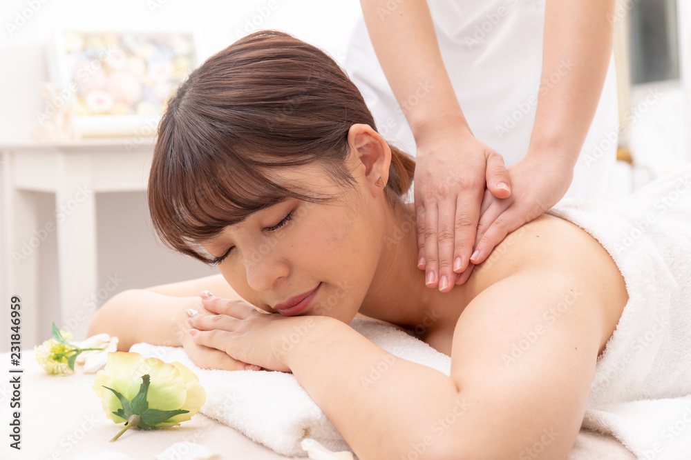 女子力　エステ　エステティシャン　サロン　イメージ