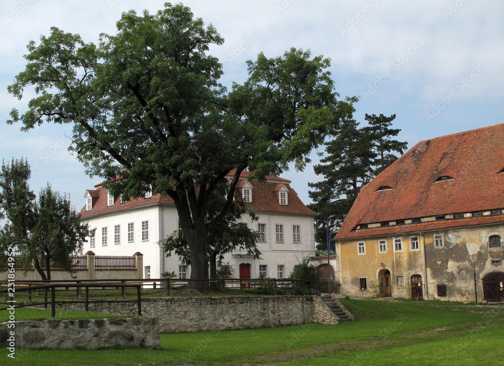 Berthelsdorf, Zinzendorf-Schloss