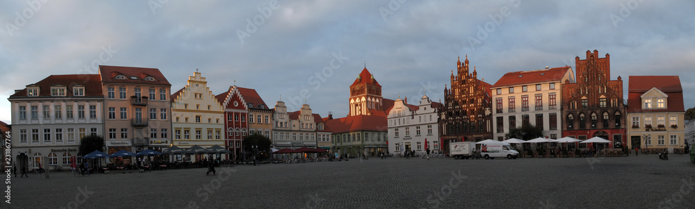 Fototapeta premium Greifswald, Markt, Panorama