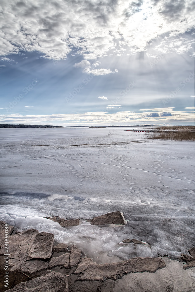 Fototapeta premium ice on the lake
