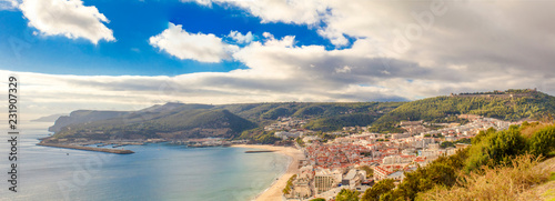 Vista panoramica de Sesimbra Portugal
