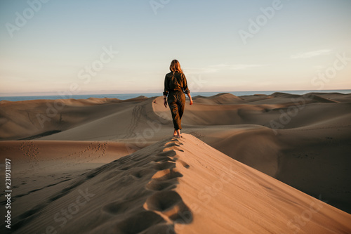 Desierto mujer aviadora photo