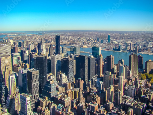 new york city skyline © Yashar